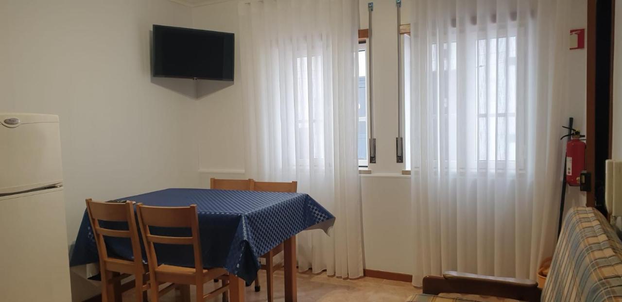 Casinhas Da Praia - Nazare - Ground Floor Luaran gambar